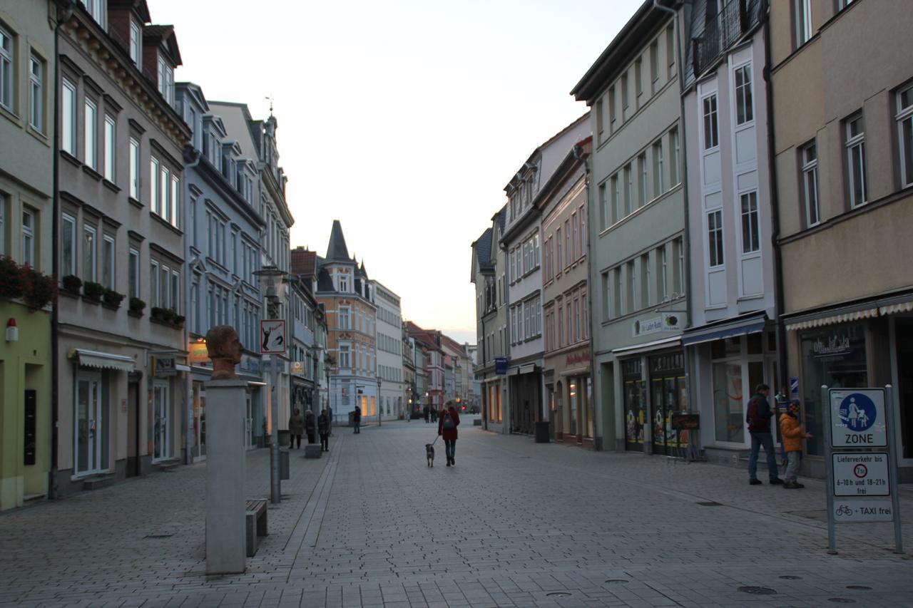 Hotel Thueringer Hof รูโดลชตัดท์ ภายนอก รูปภาพ